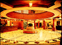 The hotel has an impressive lobby, with friendly and courteous staff, and it has a culture of food because of its Chinese restaurant Ming Garden.