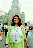 Tina Ambani, Anils proud wife, waits at the finish line of the race for her husband to return. He completed the Half Marathon, 22 km, in 1 hour 29 minutes and 11 seconds.