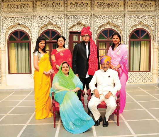 Digvijay Singh Family - digvijaya singh: Latest News, Videos and digvijaya singh ... : Death of digvijay singh first wife asha forced him to fall in love againg.he had family pressure to break the digvijay singh was all left behind by his life long companion asha in february 2013.