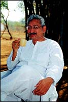 I cannot cook, not even a cup of tea or an omelette, says Chhatrapati Shahu of his cooking abilities.
